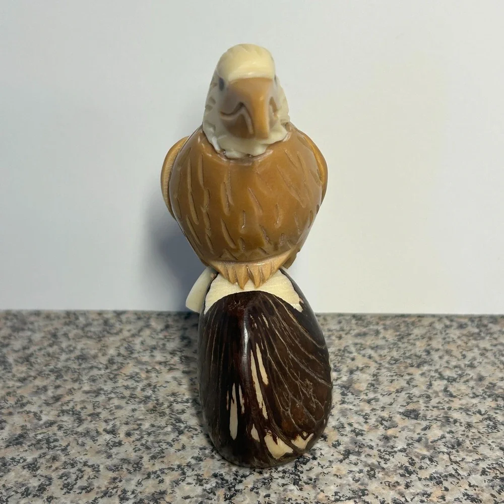 Tagua Nut Vegetable Ivory Bird Carving‎ Eagle Figurine 4